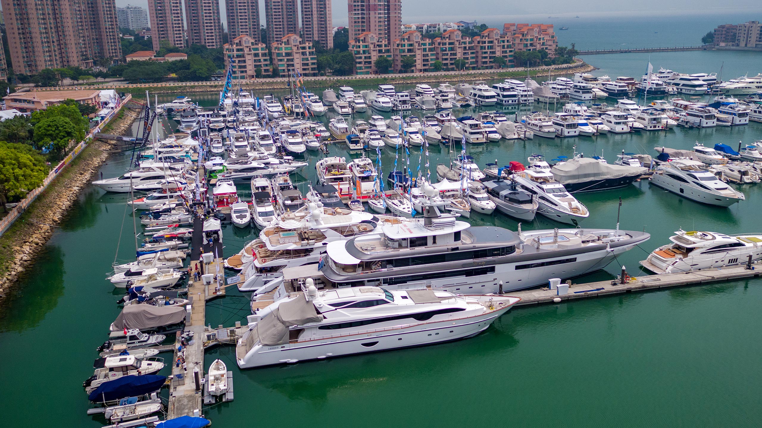 Boats & Yachts Ltd Hong Kong Boats For Sale Hong Kong Yachts For